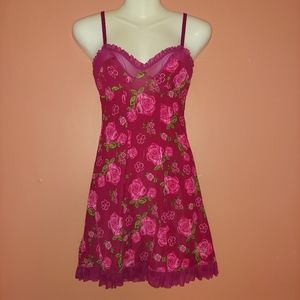 Victoria's Secret Sexy Little Things Floral Chemise Size Small Maroon Pink